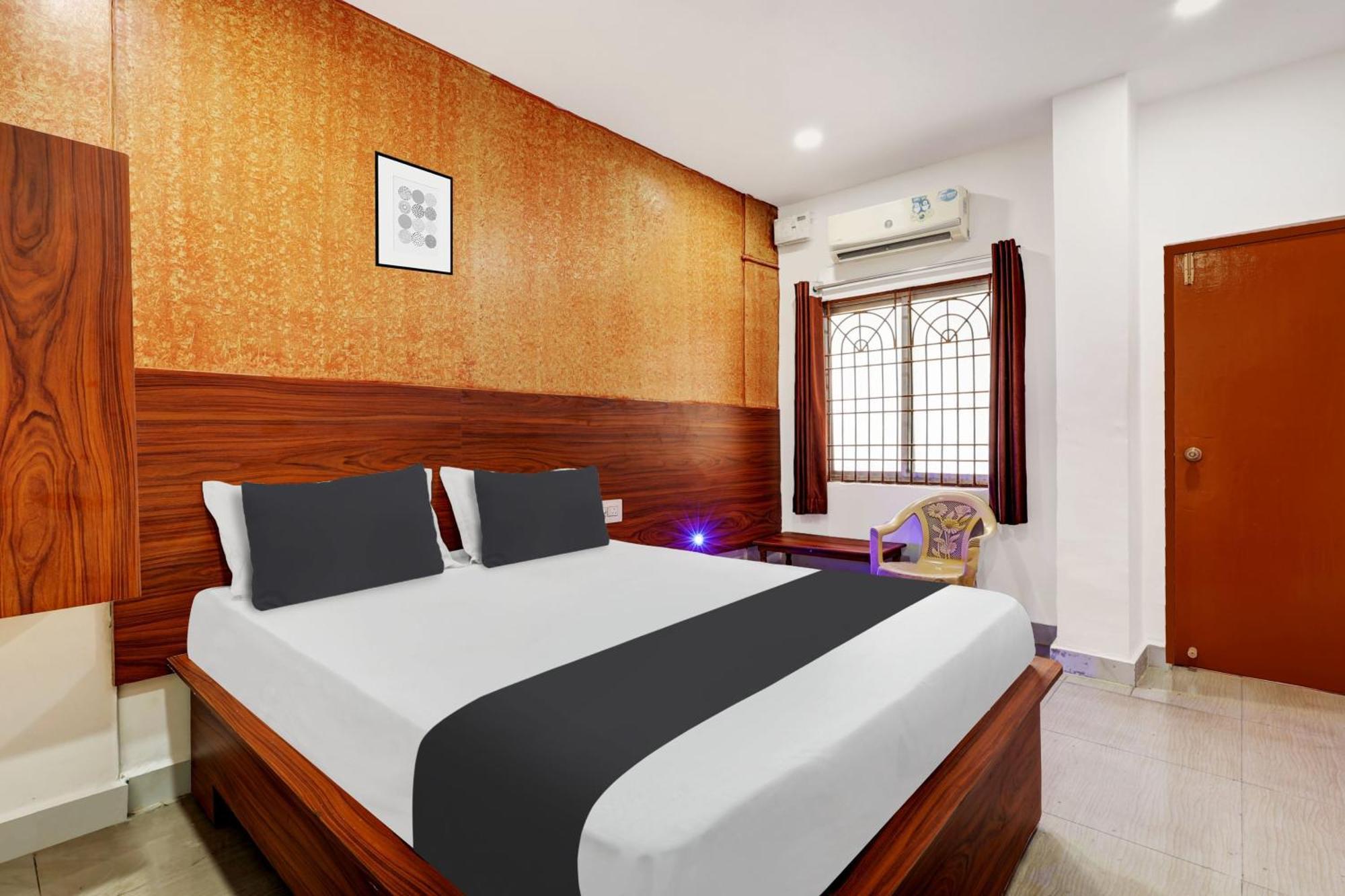 Hotel O Gangothri Lodge ヴィシャーカパトナム エクステリア 写真