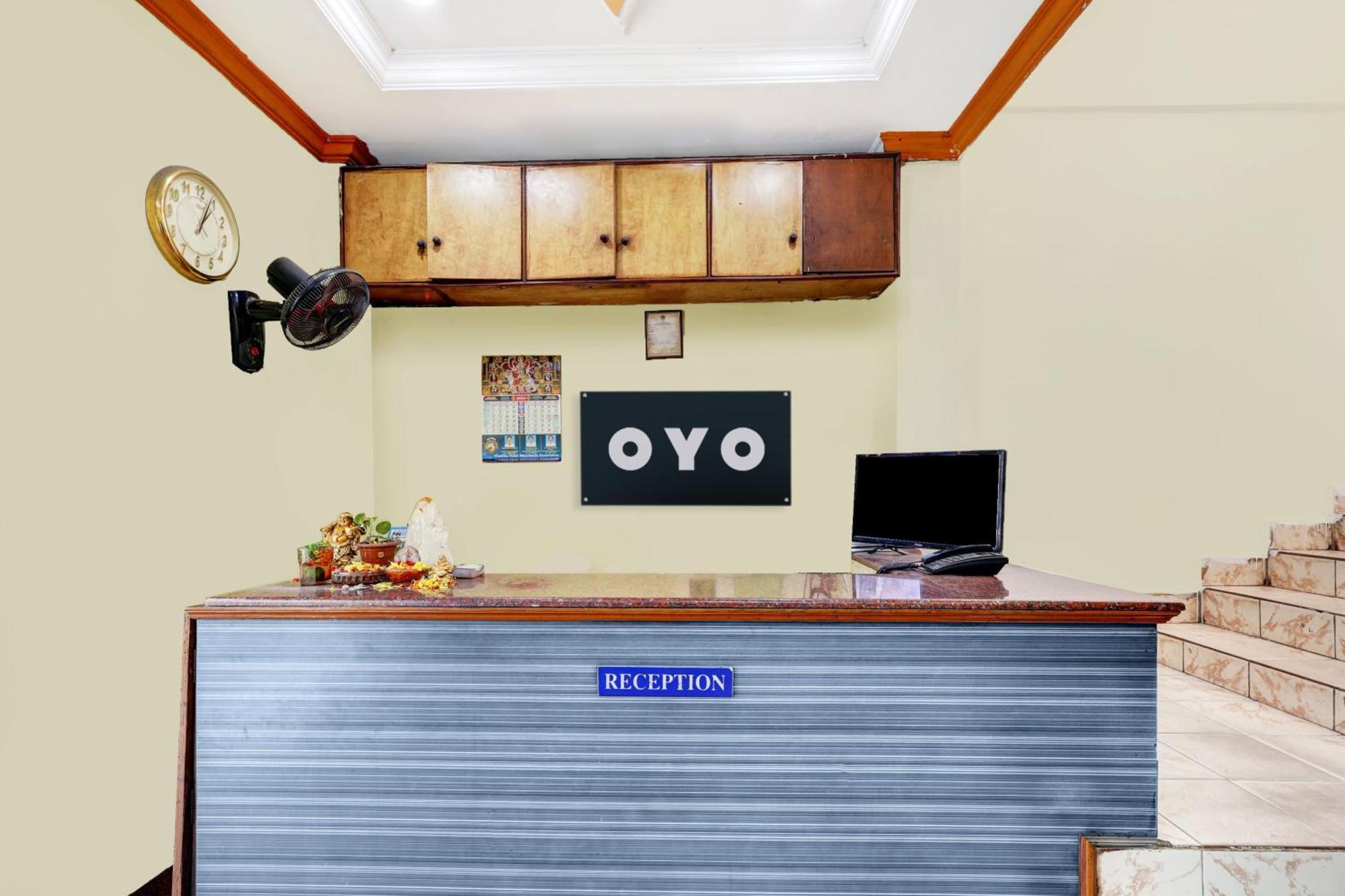 Hotel O Gangothri Lodge ヴィシャーカパトナム エクステリア 写真
